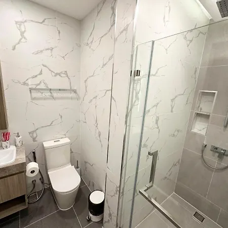 Super Luxury 3 Bedroom Private Pool With Jacuzzi, Near 711, 10 Minutes To Walking Street And - Mt8 Villa *