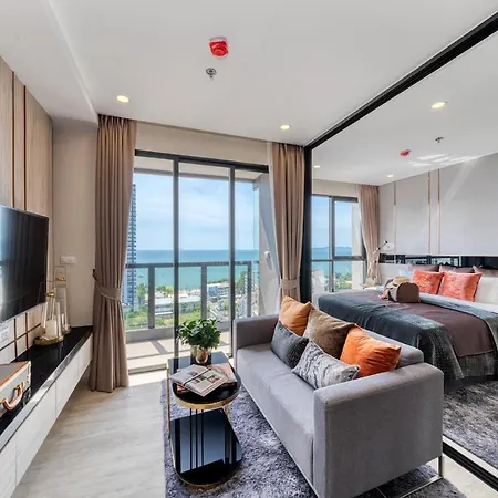 New! The Panora 1br King Seaview Penthouse Apartment