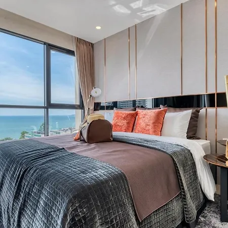 New! The Panora 1br King Seaview Penthouse Apartment *
