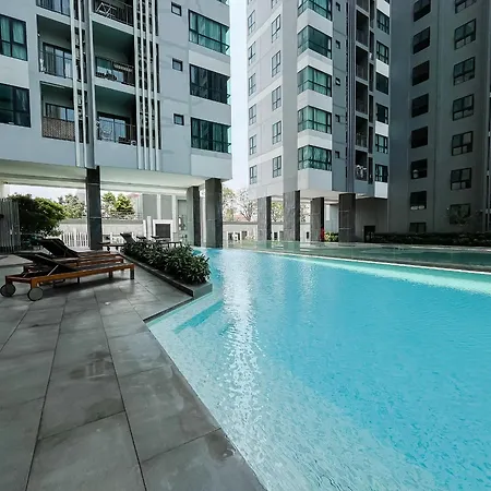 Apartment The Base Pattay Cd