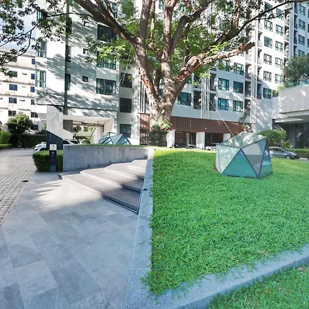 Apartment The Base Pattay Cd *