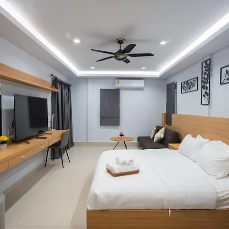 Center Pool 6br 14 Persons Sauna Pool Table Karaoke Bbq Villa