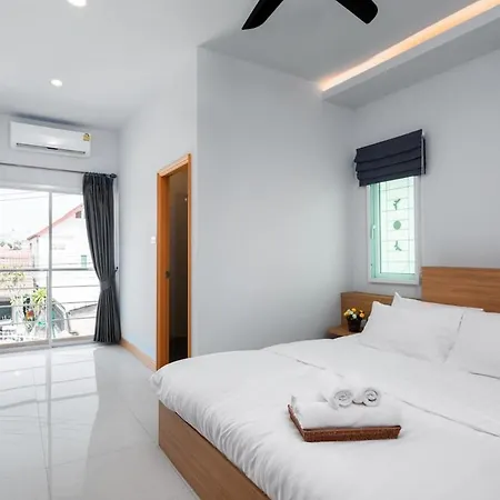 Center Pool 6br 14 Persons Sauna Pool Table Karaoke Bbq Pattaya