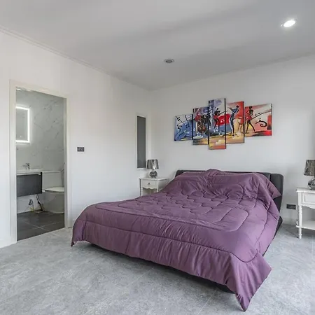 Pratumnak Penthouse X Monthstayz Thailand Pattaya