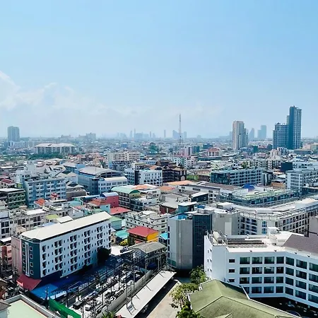 Apartment The Base 343 By Numam Pattaya