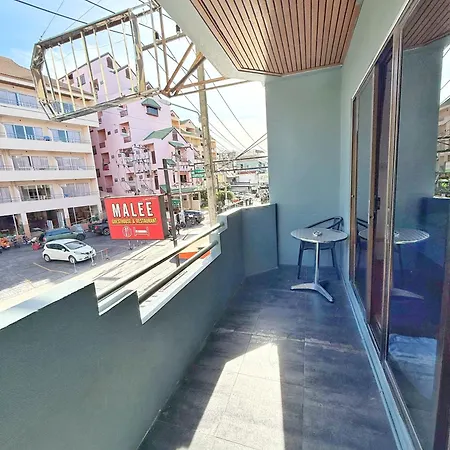 Apartment Malee & Restaurant *