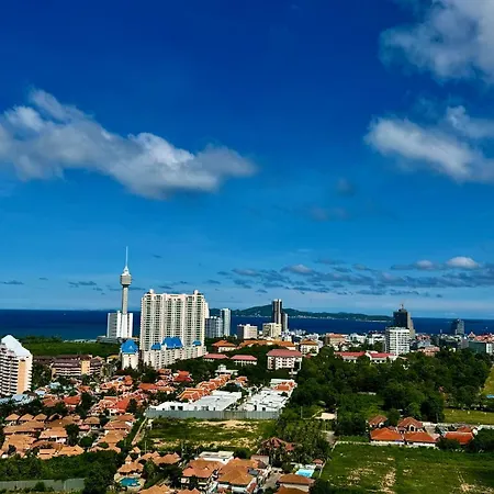 The Palm Wongamat ,world Class Luxury Seaview Condo, Private The Sanctuary Of Truth Apartment