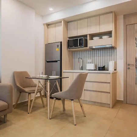 Apartment Olympus Garden By Lsqstays Pattaya