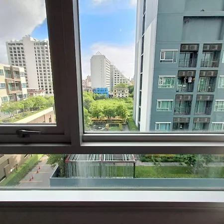 Apartment Centric Sea Pap Cafe Pattaya