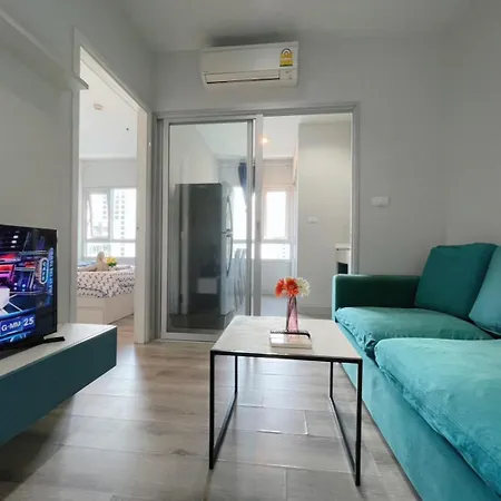 Centric Sea Pap Cafe Apartment Pattaya
