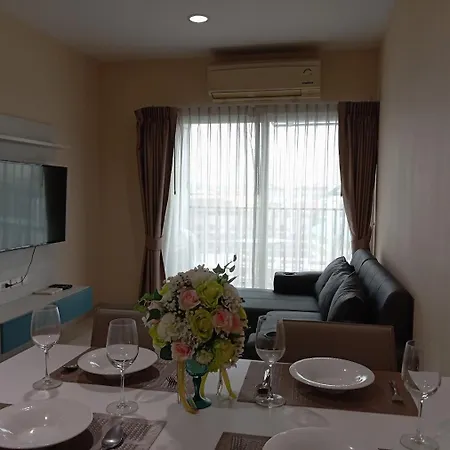 Centric Sea Pap Cafe Apartment Pattaya