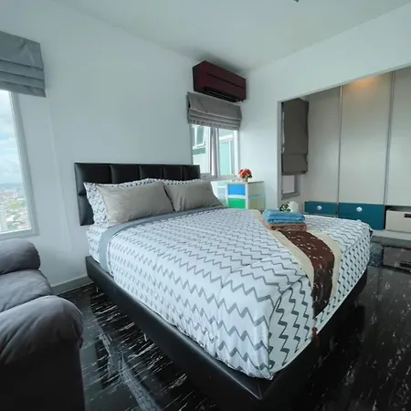 Centric Sea Pap Cafe Apartment Pattaya