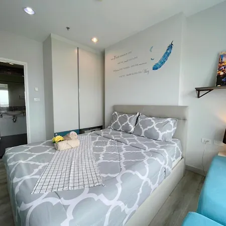 Apartment Centric Sea Pap Cafe Pattaya