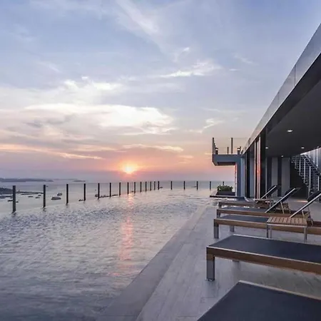 The Base * Pattaya