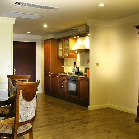 Hotel Four Seasons Place Pattaya