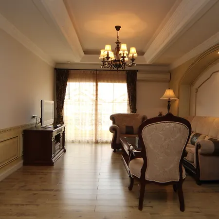 Hotel Four Seasons Place Pattaya