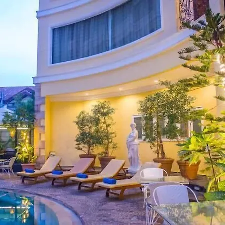 Four Seasons Place Pattaya
