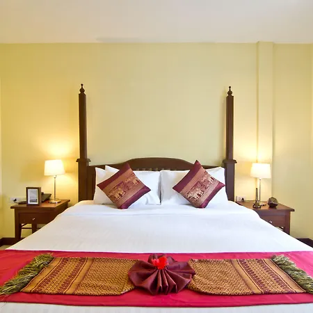 Hotel Golden Sea 4*