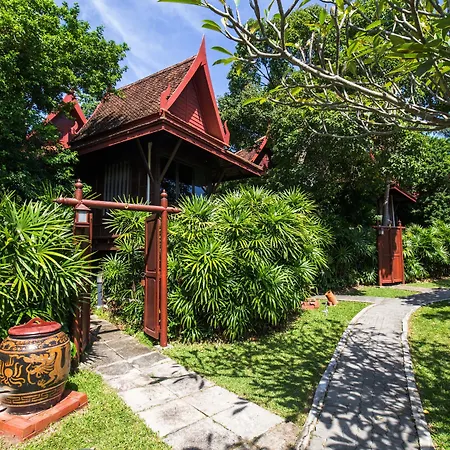 Resort Sugar Hut & Restaurant Pattaya