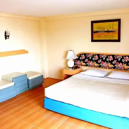 Queen Hotel Pattaya