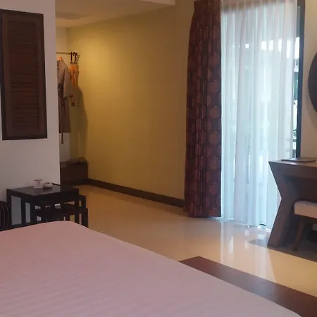 Resort Garden Sea View 5*