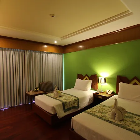 Garden Sea View 5*