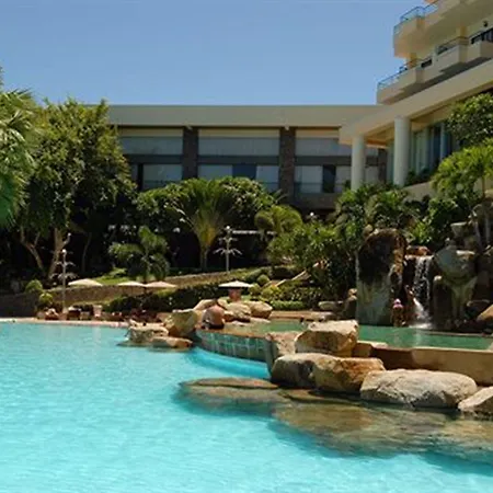 Garden Sea View 5*