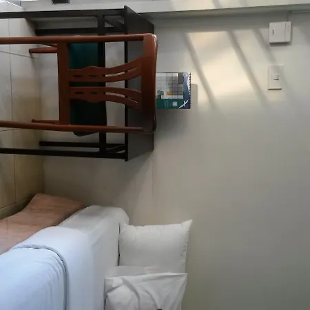 Admire House Guest house *