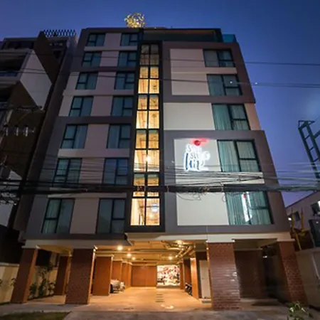Sunshine Hip Hotel