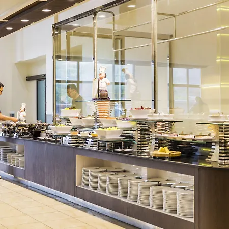 Grand Palazzo Hotel - Sha Extra Plus 5* Pattaya