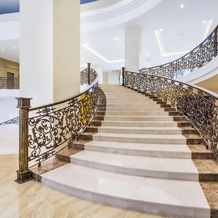 Grand Palazzo Hotel - Sha Extra Plus Hotel Pattaya