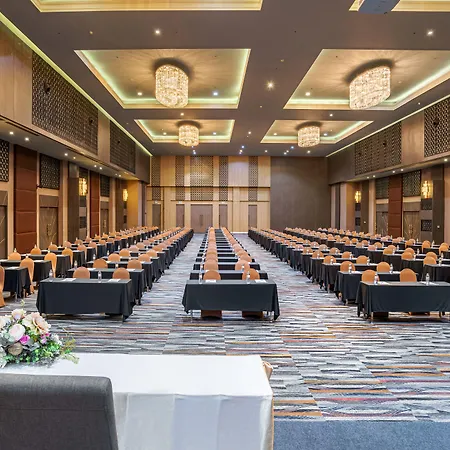 Grand Palazzo Hotel - Sha Extra Plus 5* Pattaya