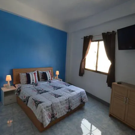 Bua Khao Paradise Guest house Pattaya