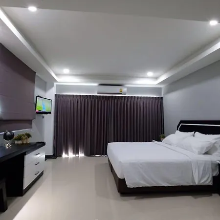 The Tung Hotel