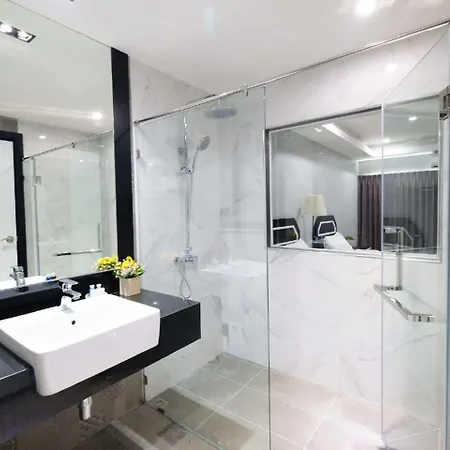 Hotel The Tung 3*