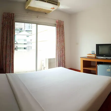 Eastiny Bella Vista Hotel 2*