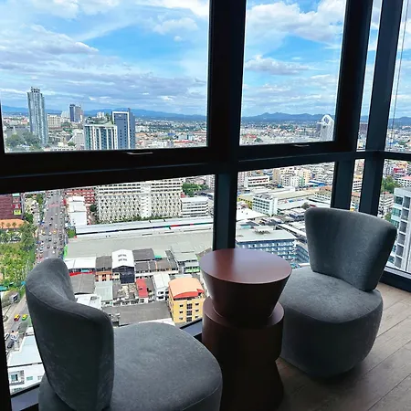 Edge Pattaya-luxury Downtown Escape Apartment Pattaya