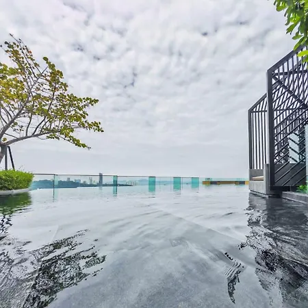 Apartment Edge Pattaya-luxury Downtown Escape *