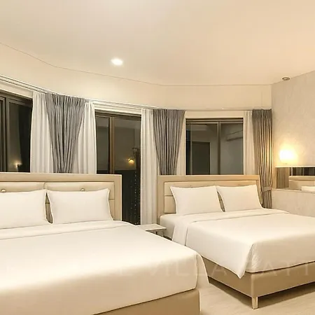 Heart Pool Pattaya