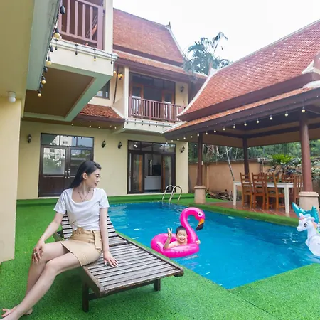 4 Bed Songthai - 5 Holiday home