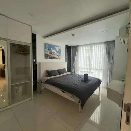 Ccr Apartment Pattaya