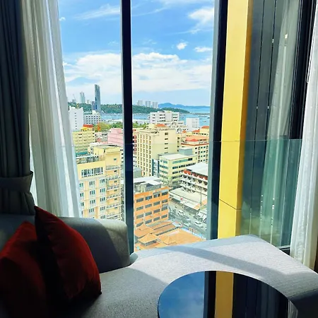 Apartment Edge Pattaya-luxury Downtown Escape *