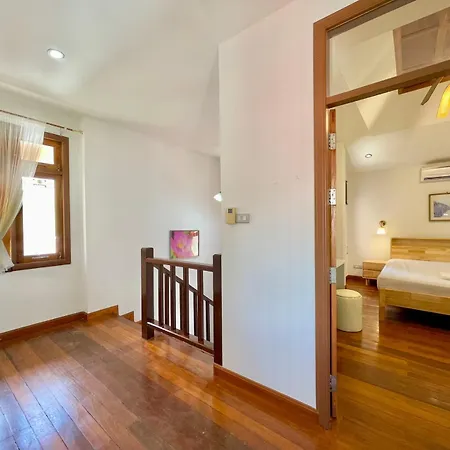 4 Bed Songthai - 5 *