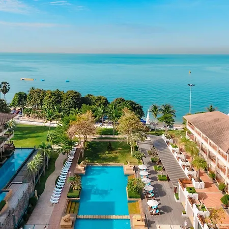 The Heritage Beachfront 4*