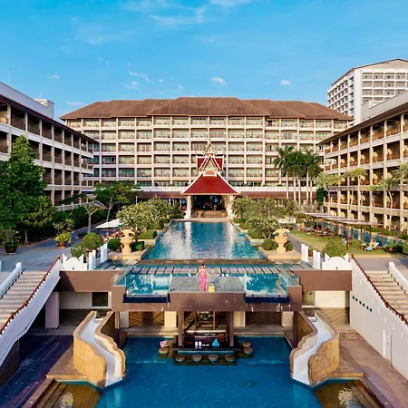 The Heritage Beachfront 4* Pattaya