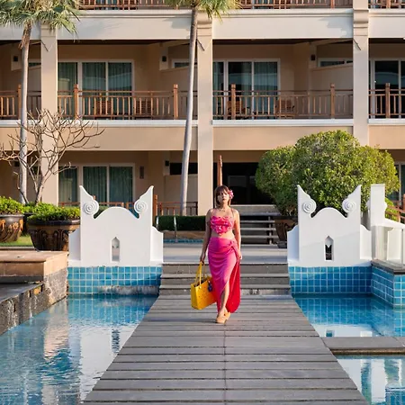 The Heritage Beachfront 4*