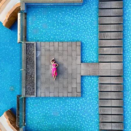 The Heritage Beachfront Resort 4*