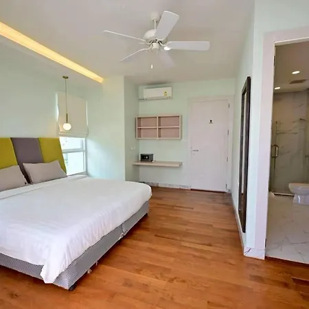 Fiscus 3 Bedrooms With Private Pool. * Pattaya