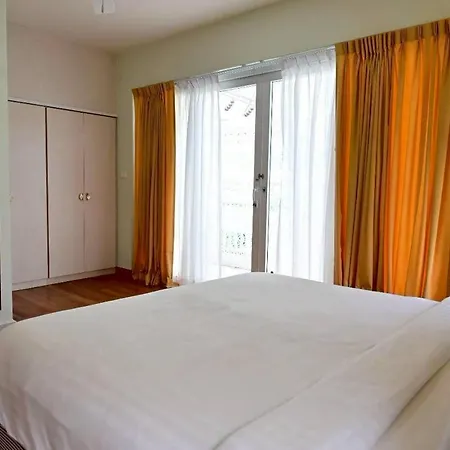 Fiscus 3 Bedrooms With Private Pool. * Pattaya