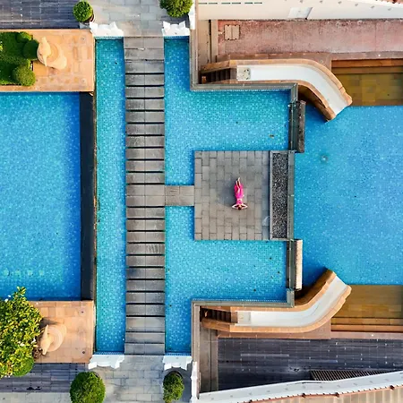 The Heritage Beachfront Resort 4*